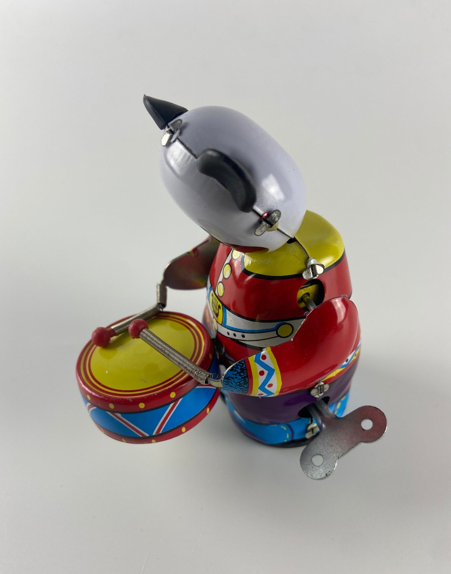 CLOCKWORK Panda Drummer | Panda ca tocar tambor em folha de metal