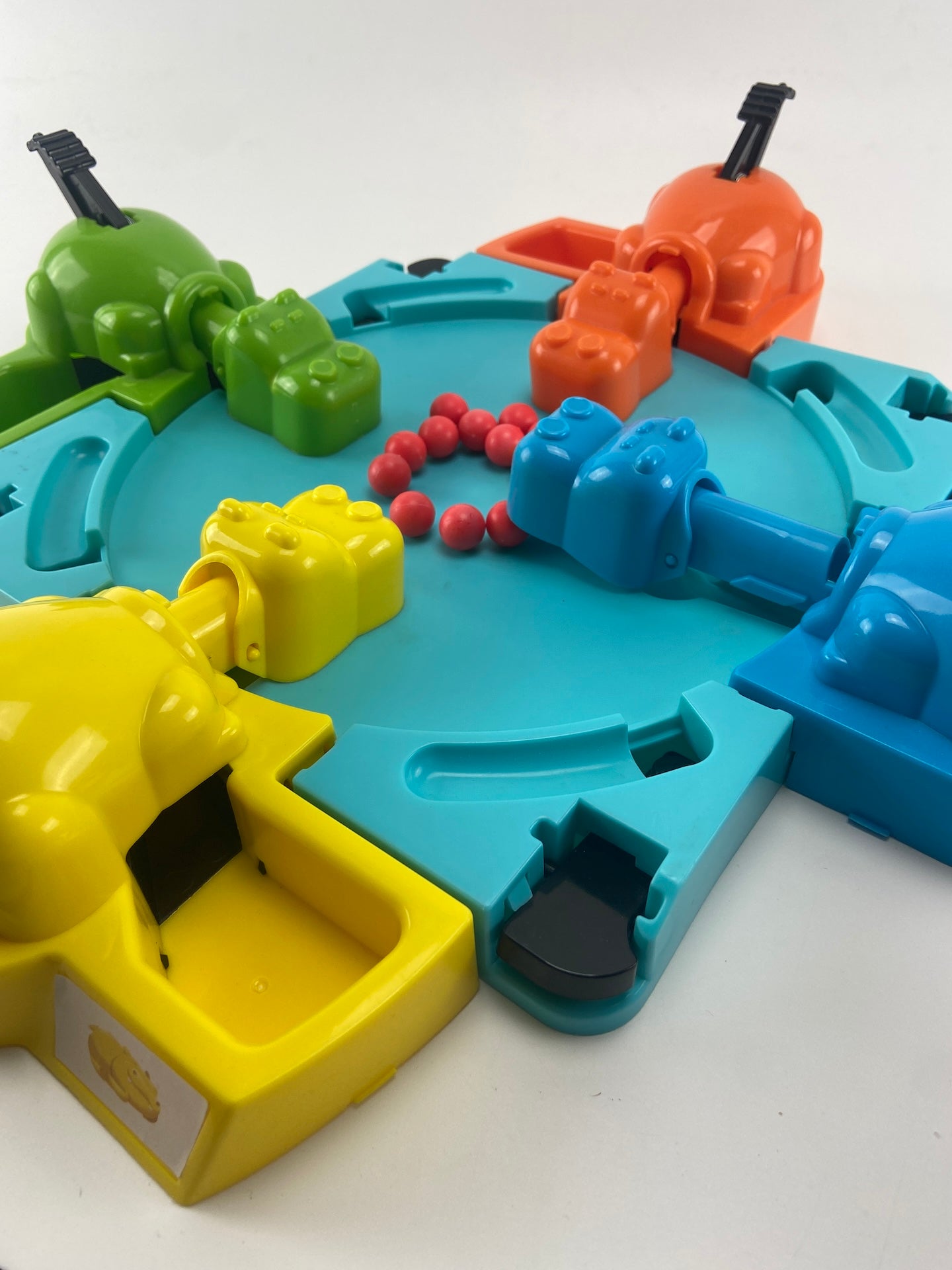 HASBRO Tragabolas jogo