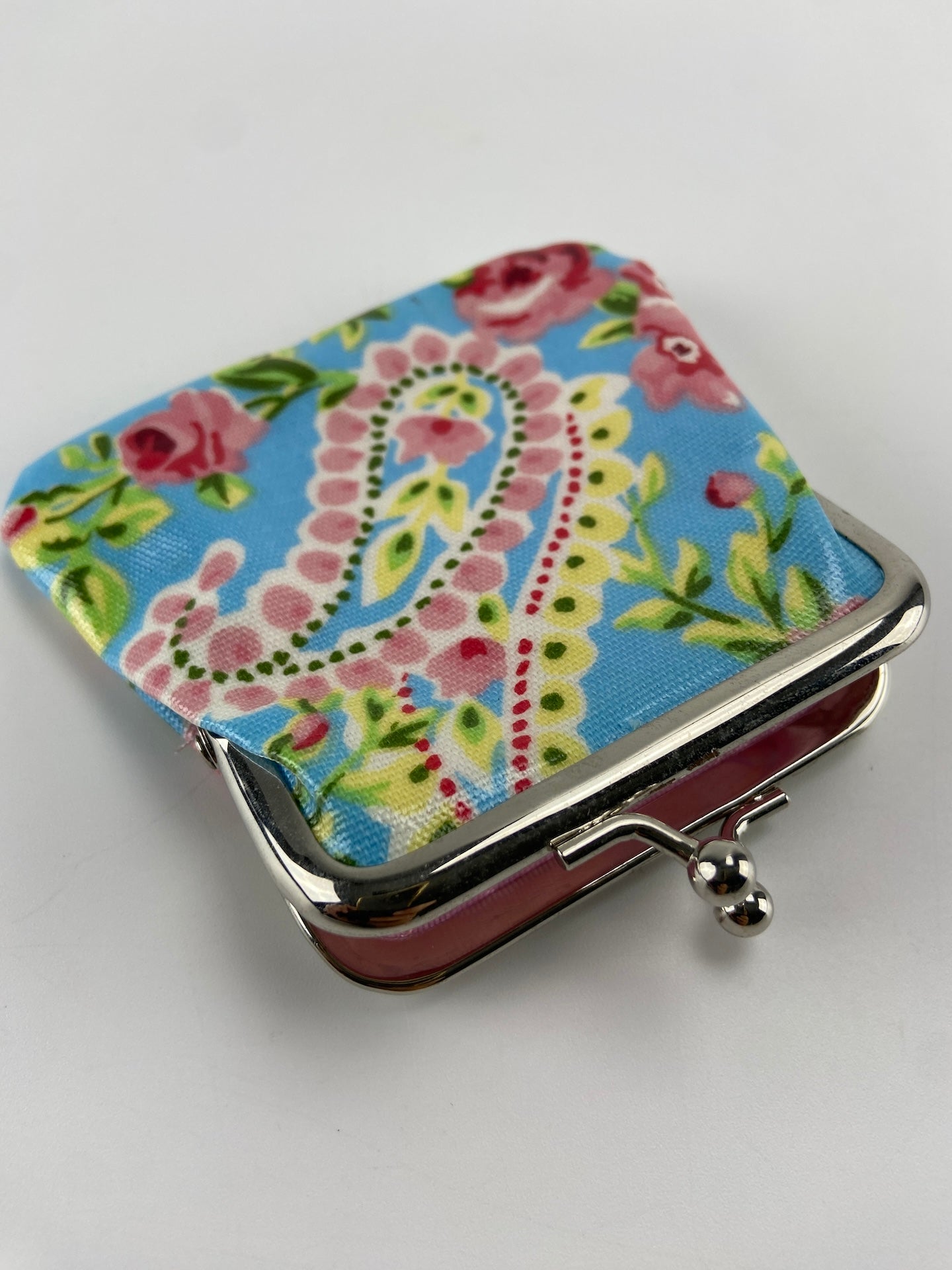 Porta moedas fecho de mola