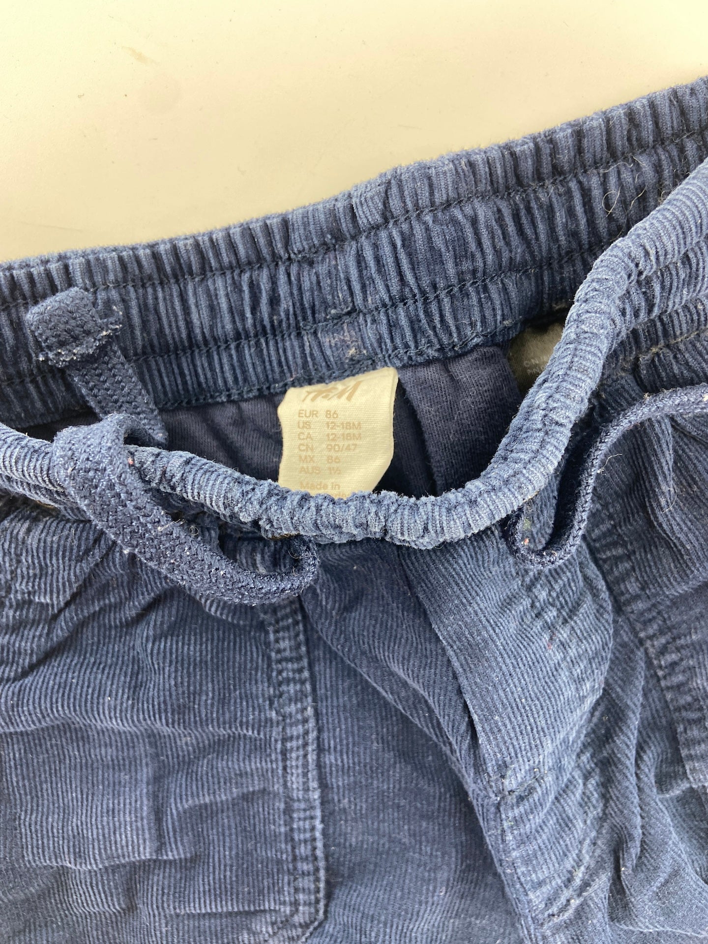 H&M Calças em bombazine