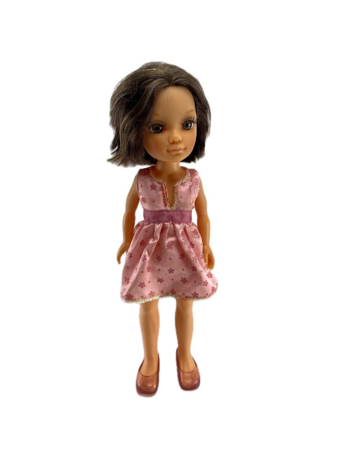 FAMOSA Nancy Gold Morena + vestido