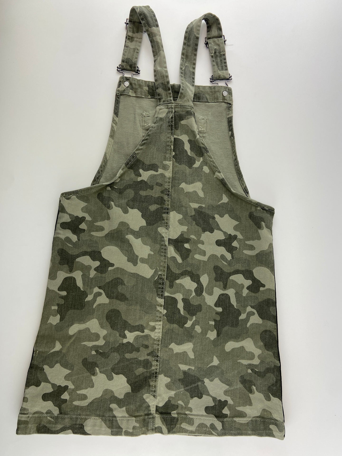 C&A Saia jardineiras camuflada