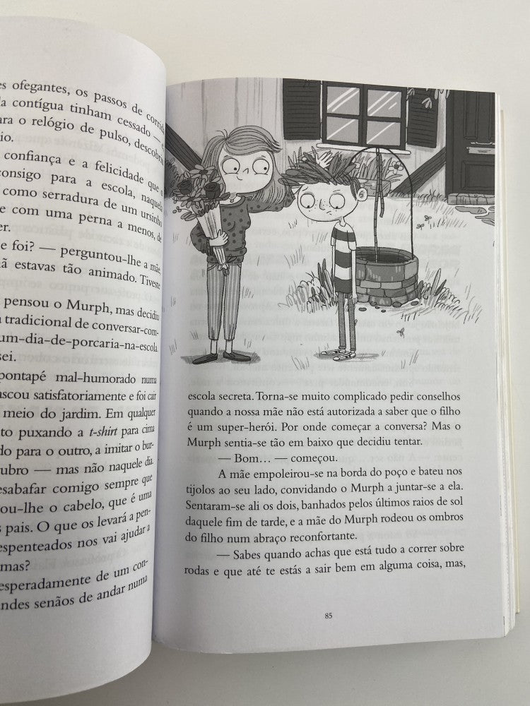 Puto Normal e os Supervilões
