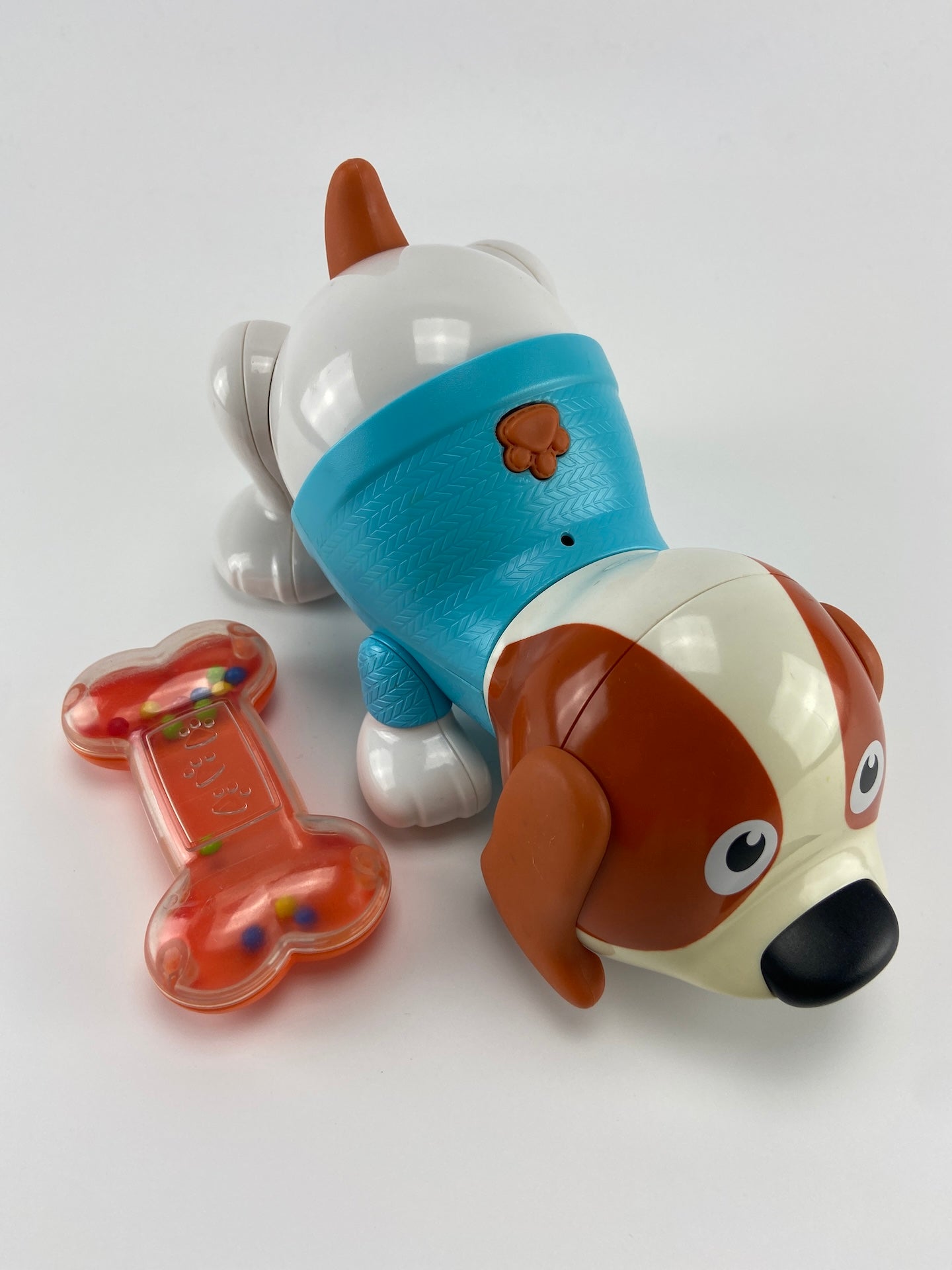 CONTINENTE Cão a pilhas