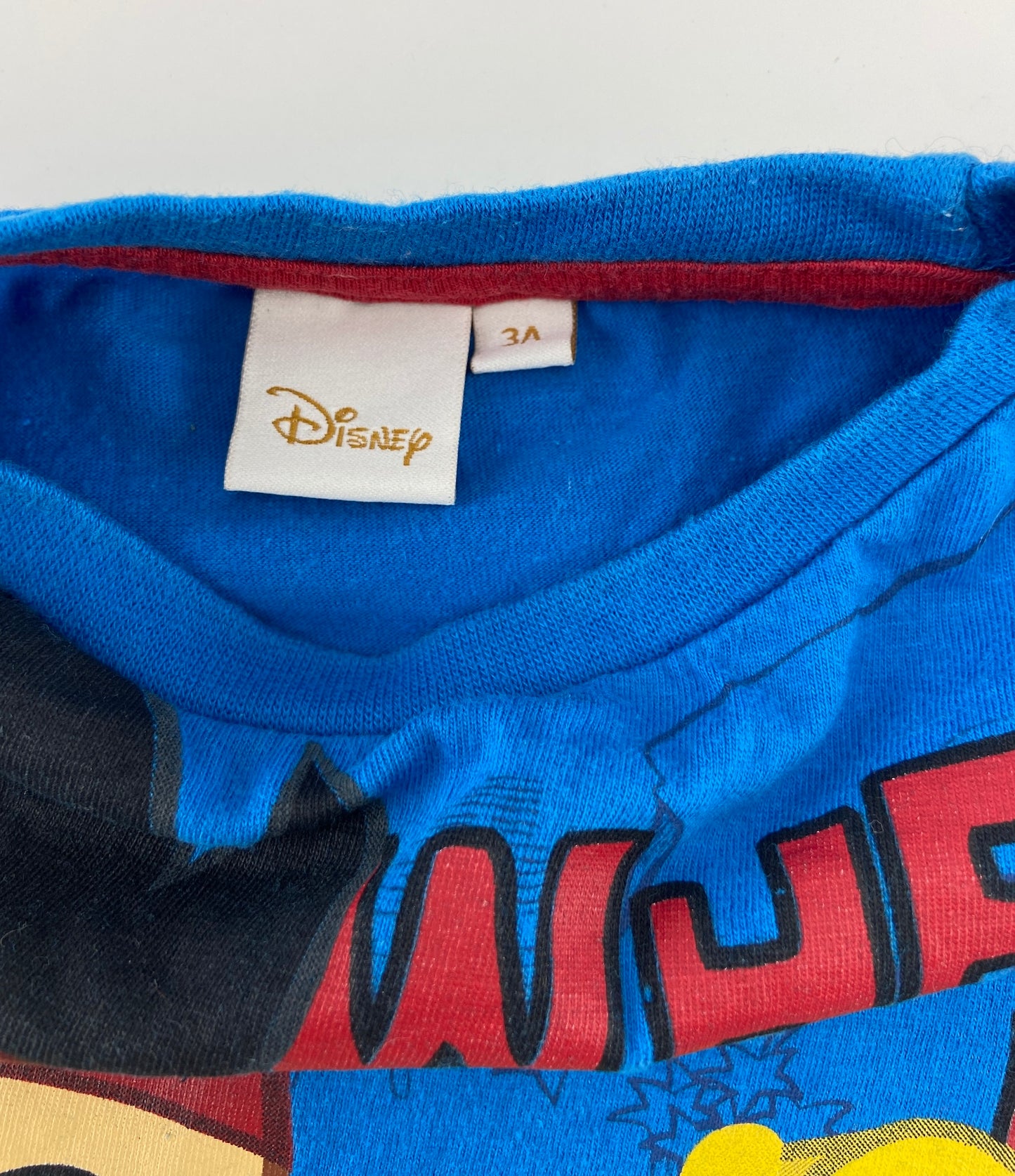 DISNEY Longsleeve Jake e os piratas