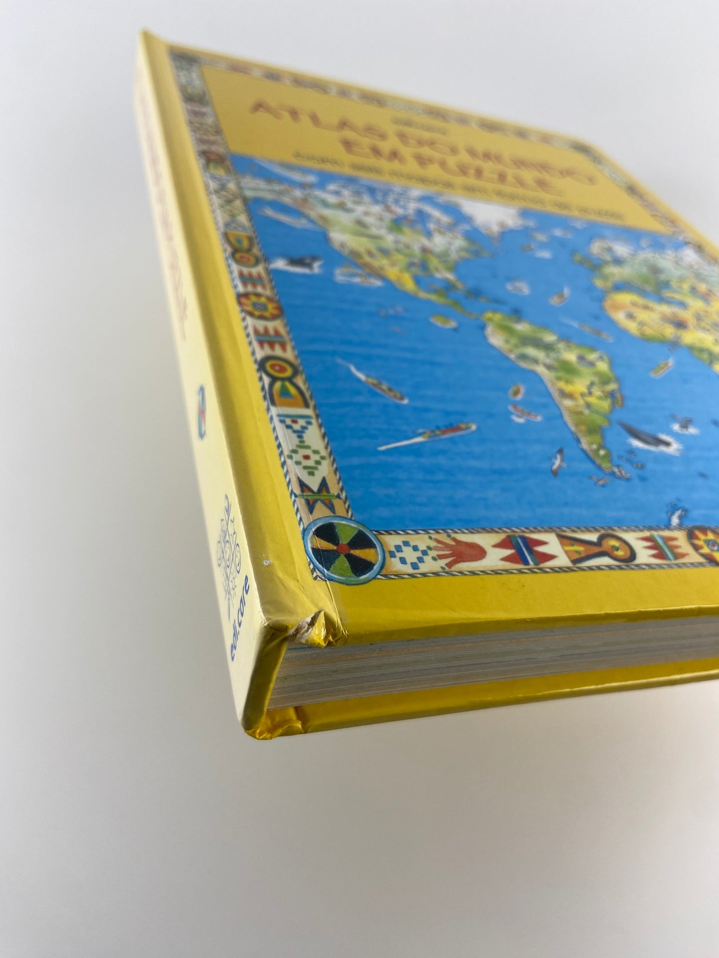 Atlas do Mundo em puzzle