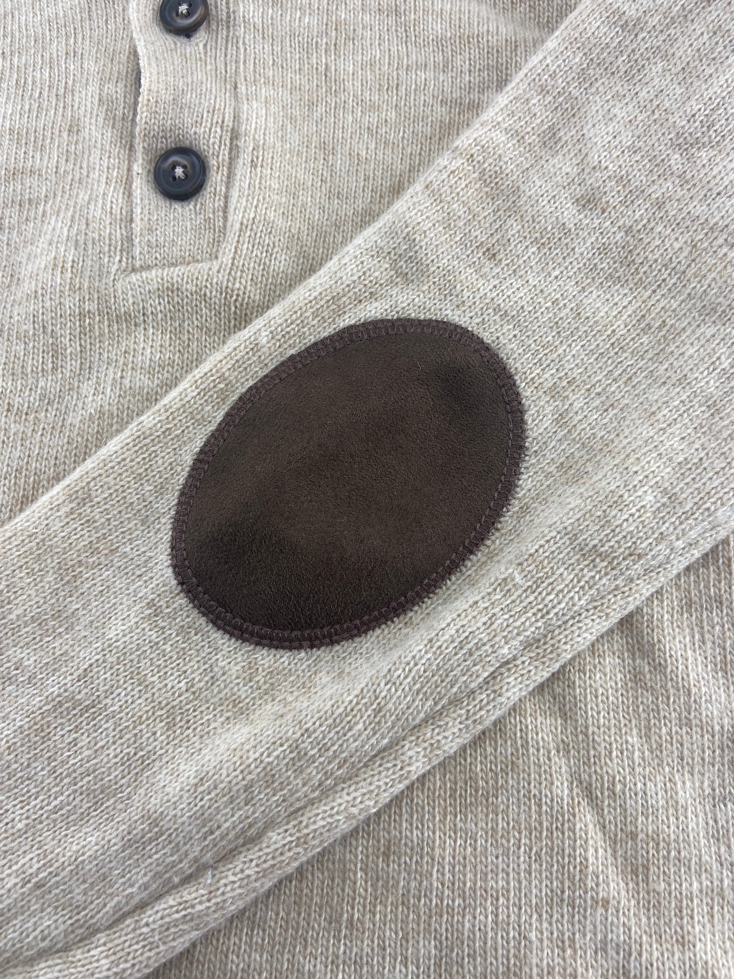 ZIPPY Pullover com botões