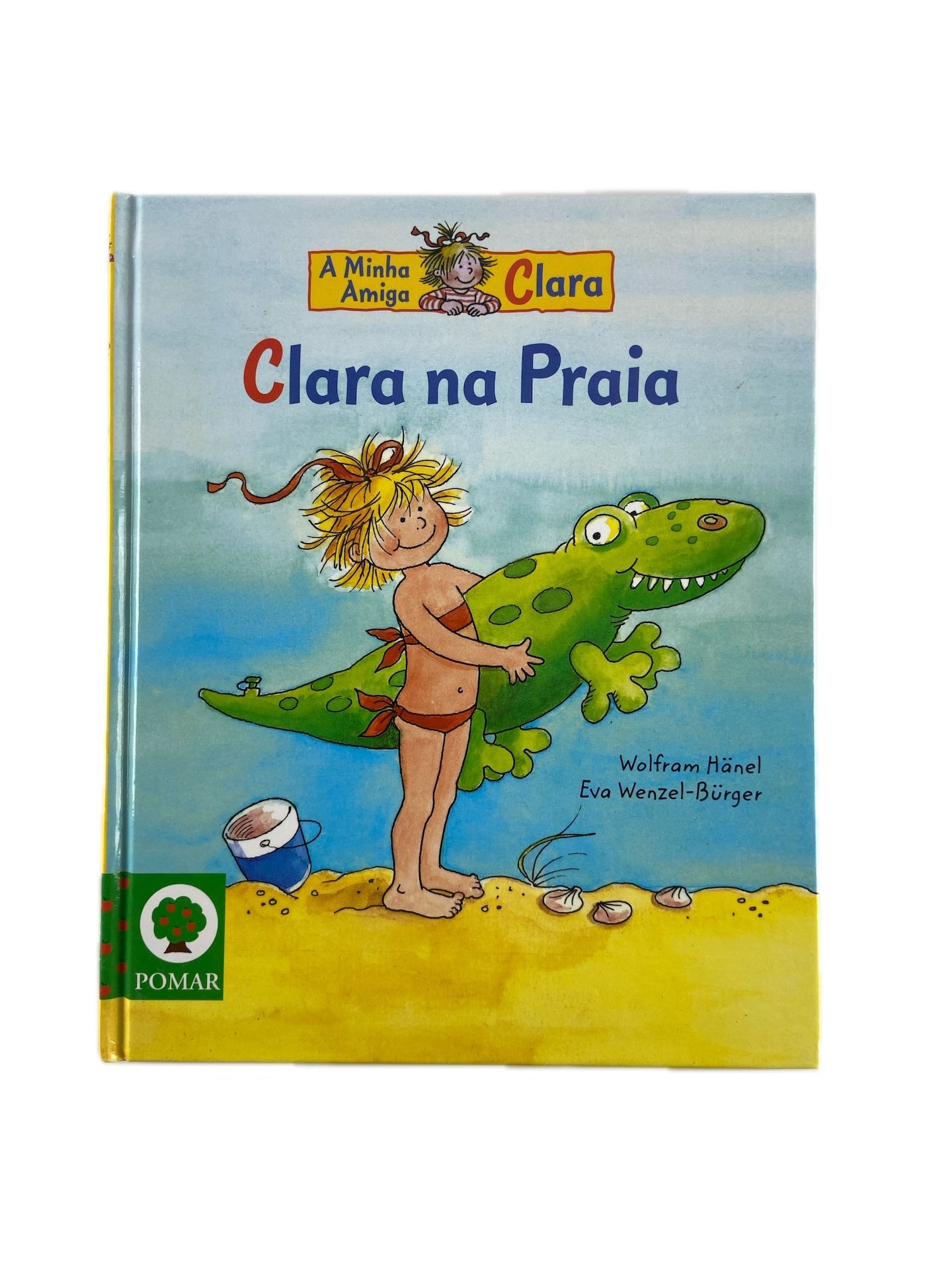 Clara na Praia de Liane Schneider