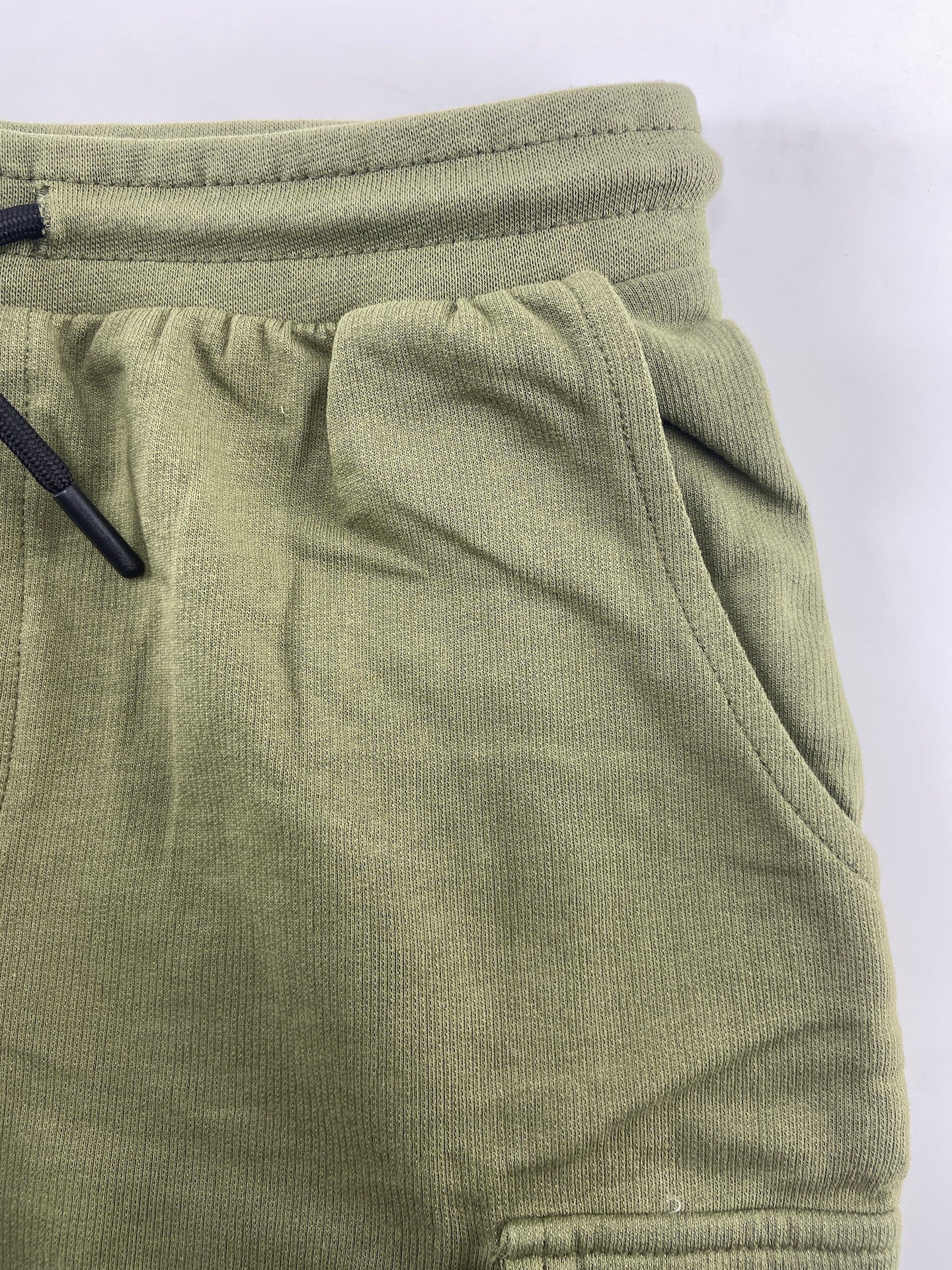 CODE Calções de treino com bolsos