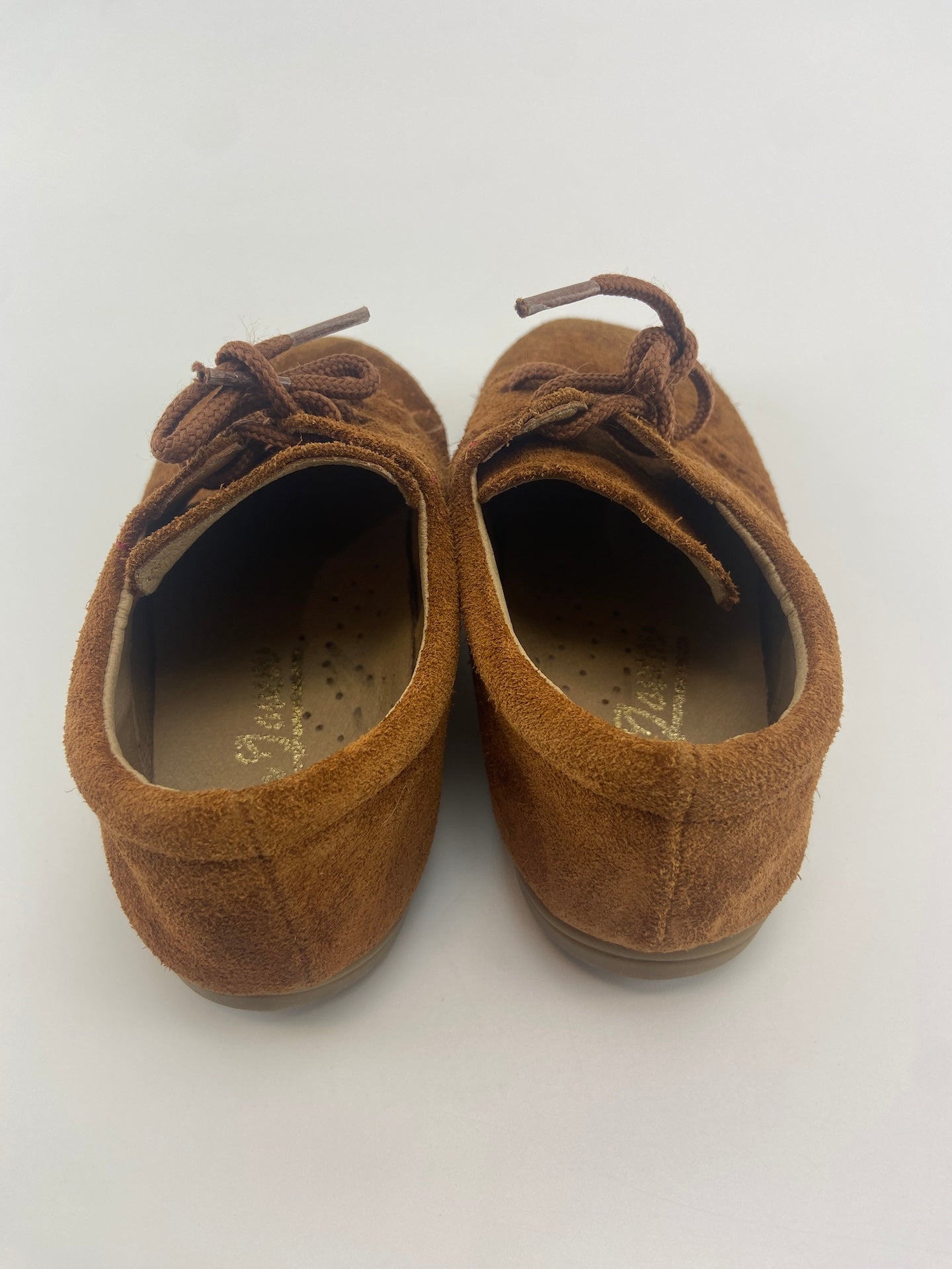 Moda Jovem Sapatos de furos