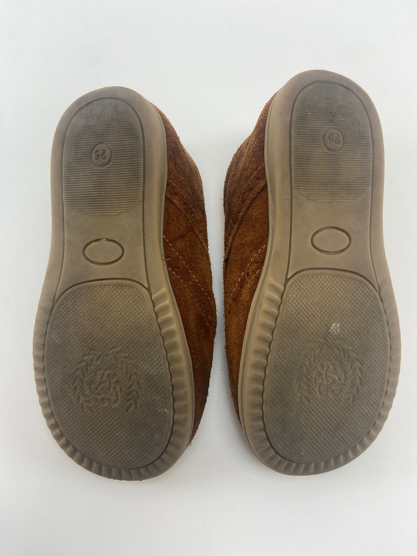 Moda Jovem Sapatos de furos