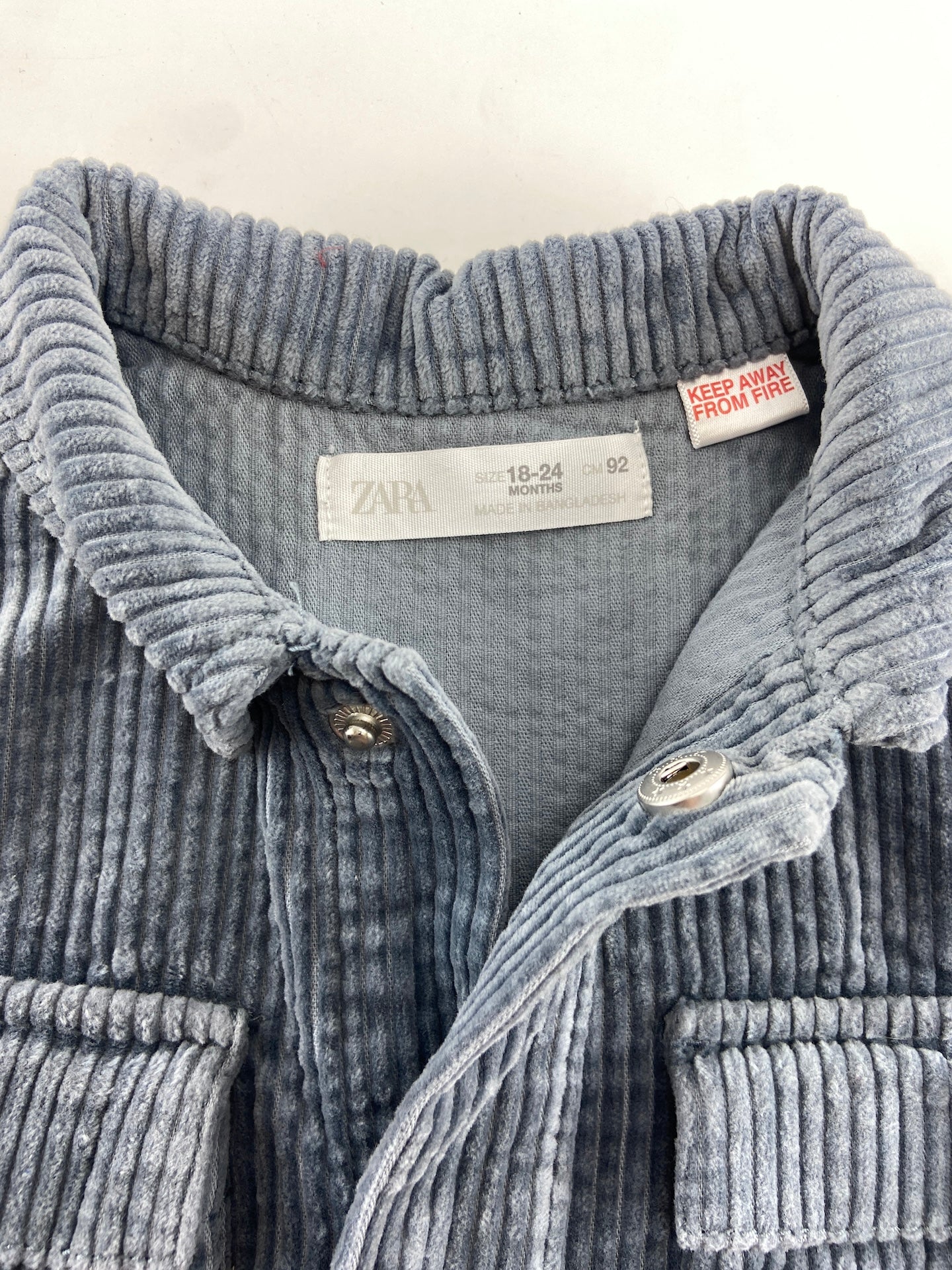 ZARA Sobrecamisa em veludo cotelê