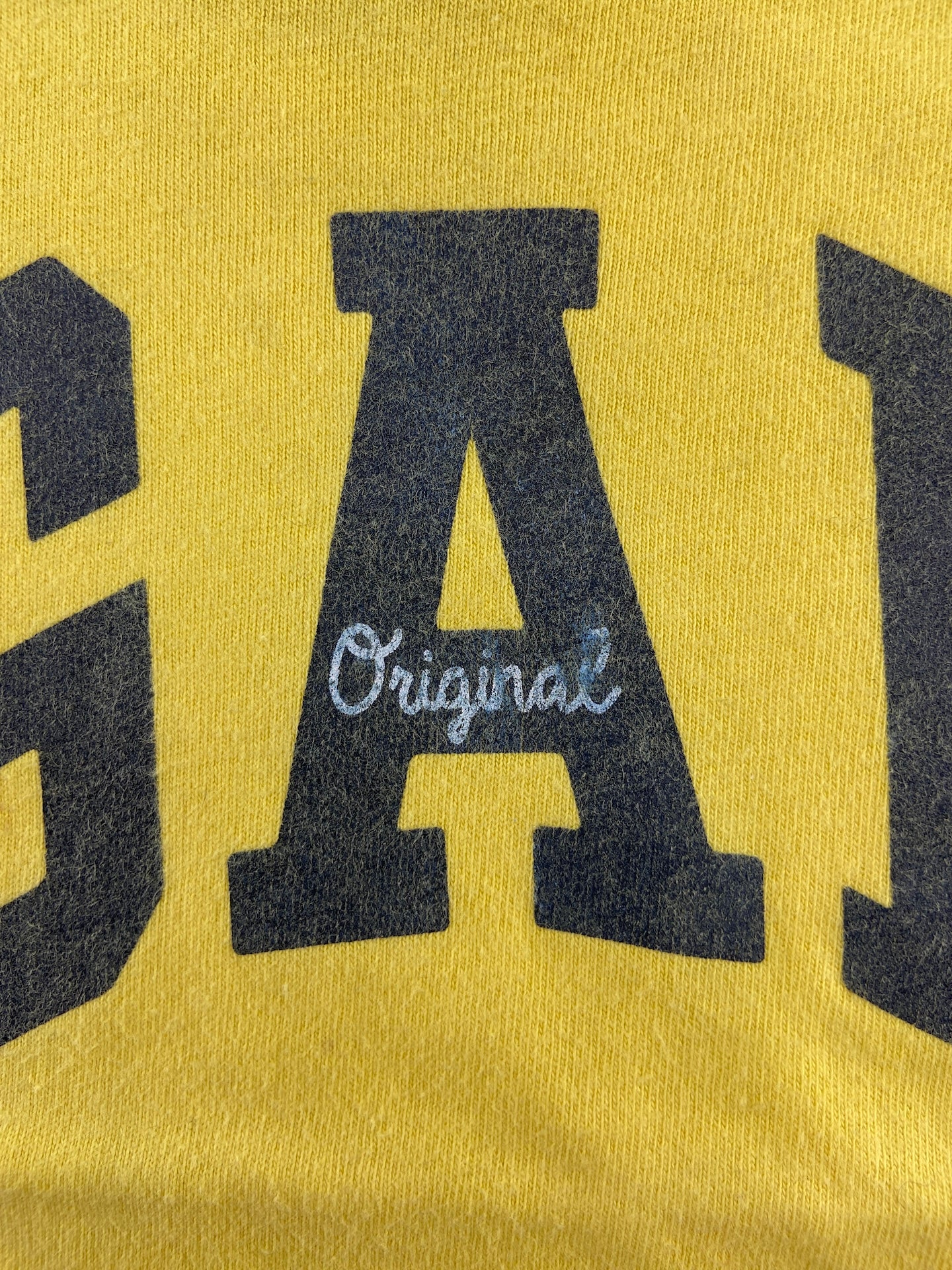 GAP T-shirt
