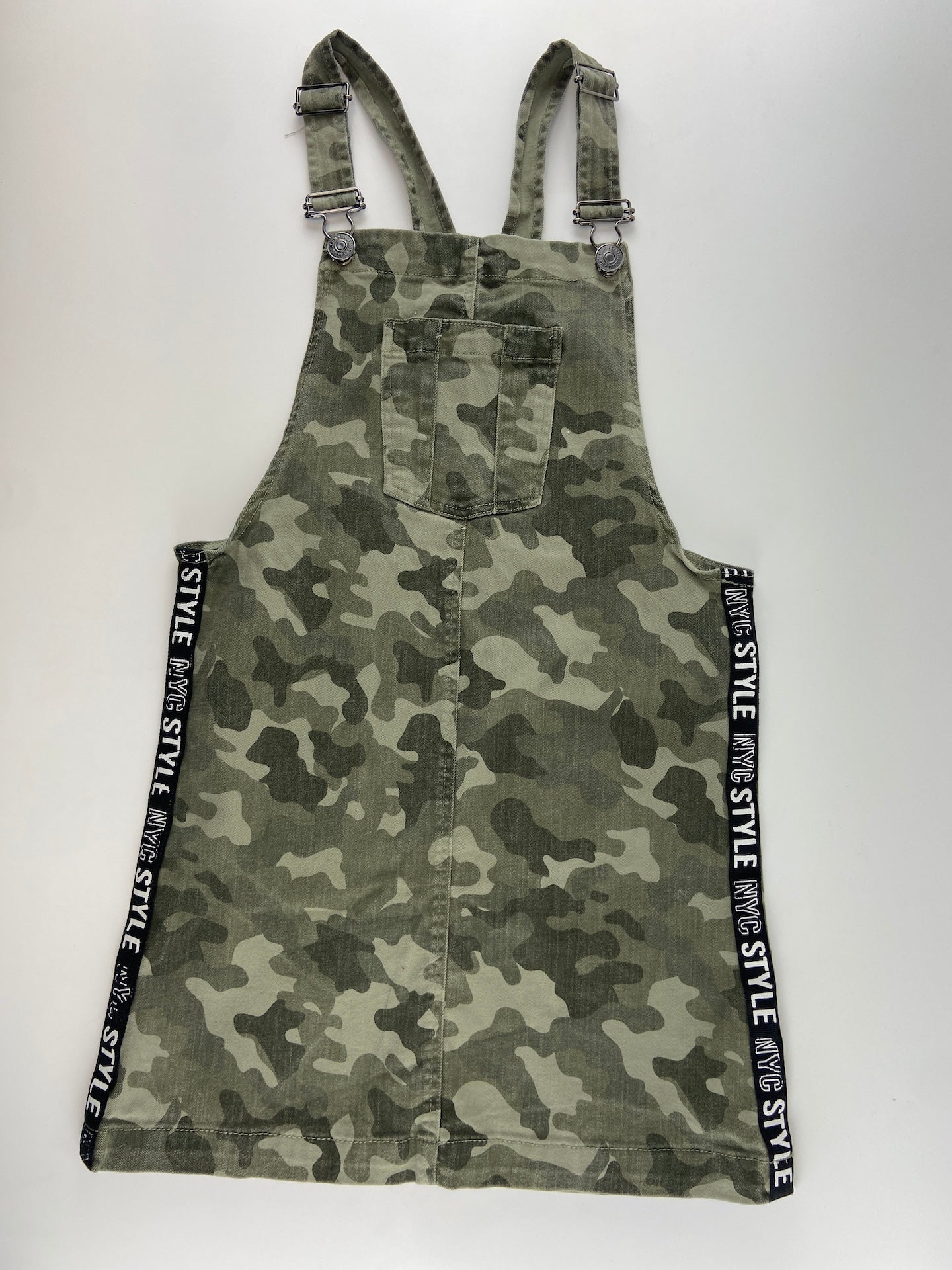 C&A Saia jardineiras camuflada