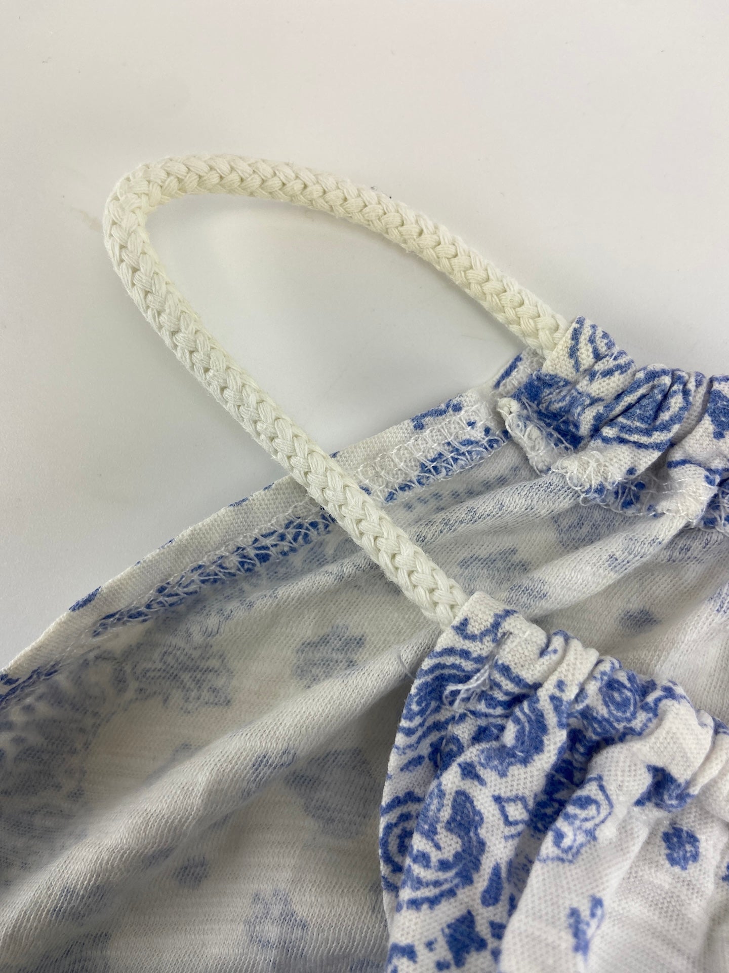 ZARA Top de cornucópias
