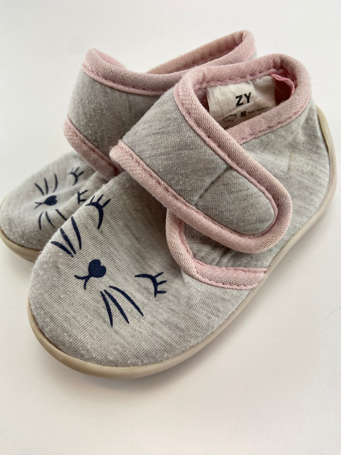 ZIPPY Pantufas