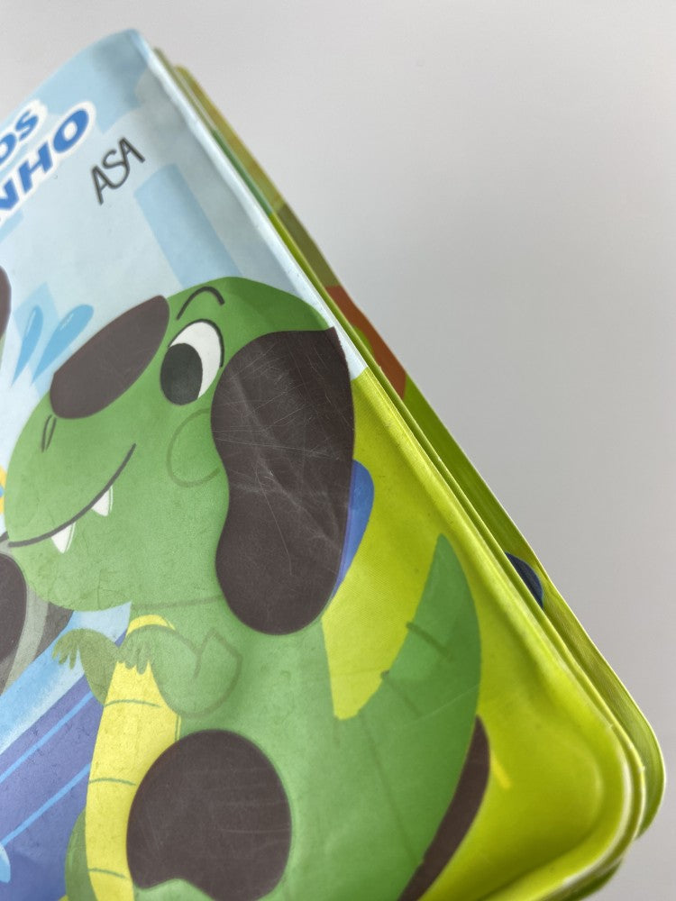 Os brinquedos tomam banho