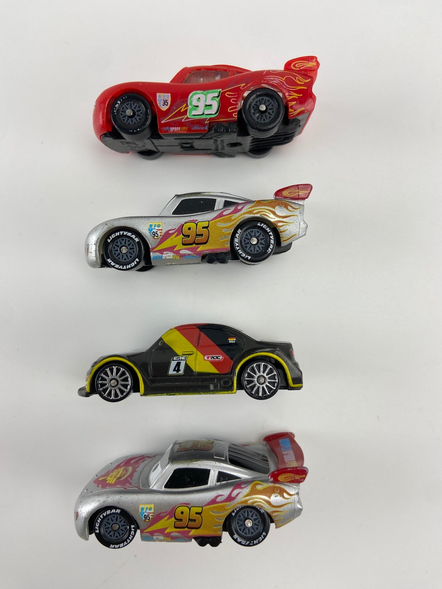 DISNEY Conjunto carros Faísca McQueen