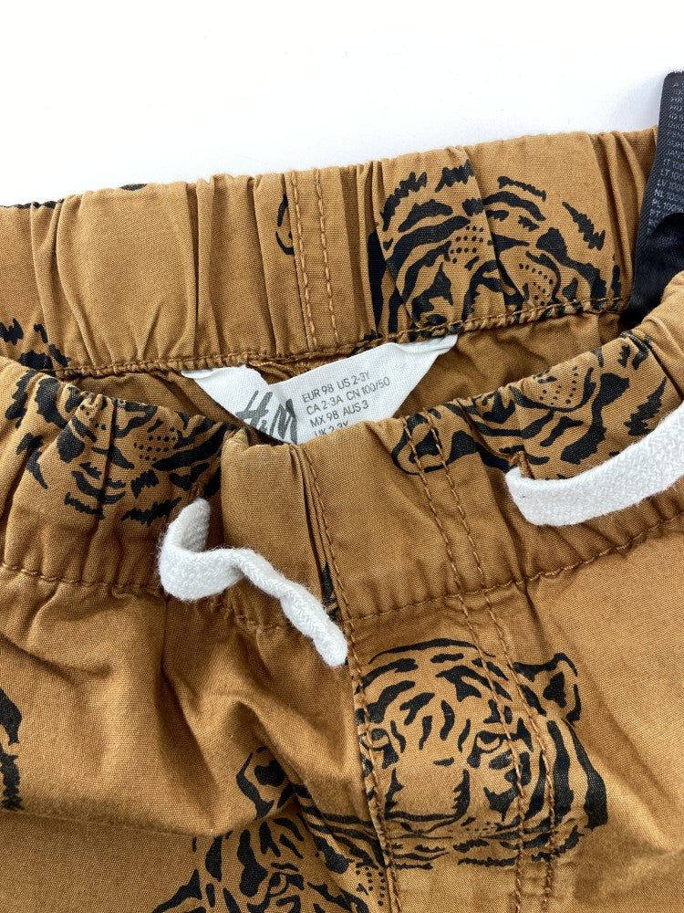 H&M Calções Tigre