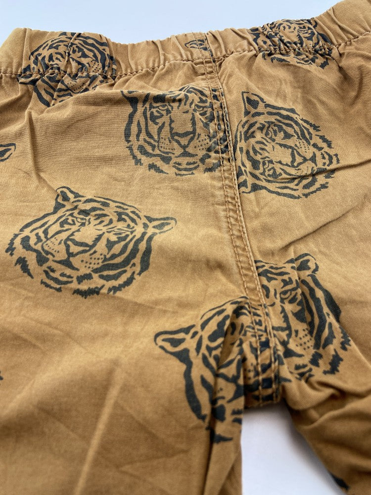 H&M Calções Tigre